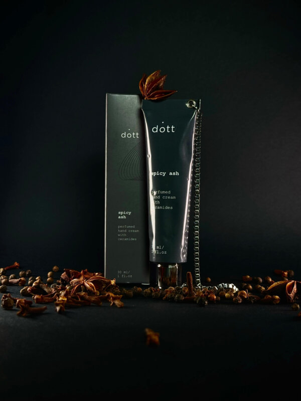 Perfumed Hand Cream with ceramides DUSK - Image 6